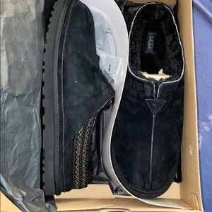 UGG Men’s Neuman Slipper